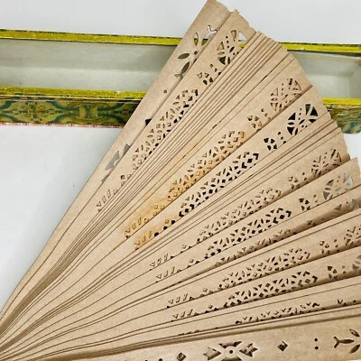$17.99 • Buy Suzhou Sandalwood Chinese Folding Hand Fan W/Original Box Wooden Asian VTG