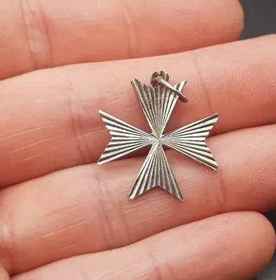 Vintage 917 Silver Maltese Cross Pendant. Free UK P&P. Great Design.  • £29.95