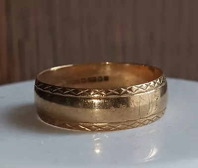 9ct Gold Mens Wedding Ring • £60