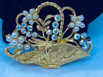 Vtg. Trifari Ab Rhinestone & Faux Pearl Gold Tone Basket Of Flowers Brooch 376 • $20.50