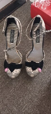 £6.50 • Buy Ladies Iron Fist High Heels