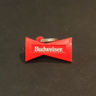 £2 • Buy RARE 1990's Vintage BUDWEISER PLASTIC BOW KEY RING - Advertising Beer Man Cave 