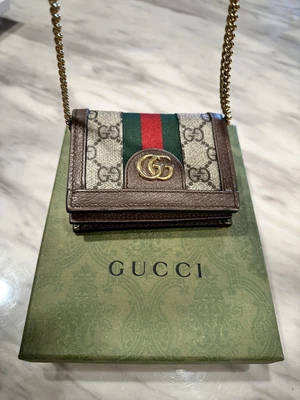 $195 • Buy GUCCI Ophidia GG Wallet Snap Flap Closure With Purse Chain