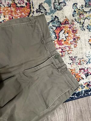 J Crew Stanton Olive Green Cotton 7” Inseam Shorts 29 • $25