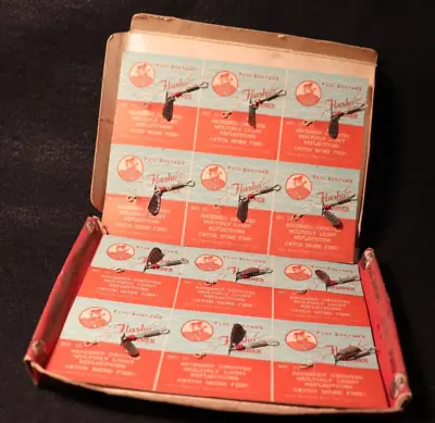 Vintage Paul Bunyan Store Display Box With 12 No 33 Flasho Spinners On Cards • $98.28