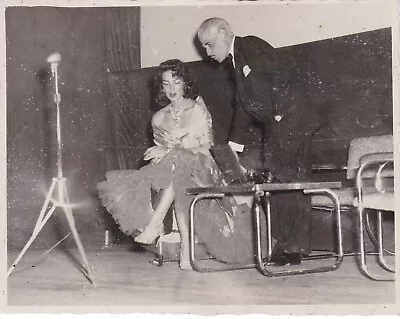 MARIA FELIX IN BOGOTA WITH ANDRES SOLER Candid Colombia 1955 Original Photo • $19.99