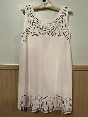 Ya Los Angeles Boutique Silk Blend Sleeveless Ivory Embellished Dress￼  M~~~C6 • $12.50