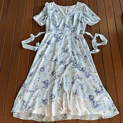 Review Size 16 Fit & Flare Dress Blue Floral Business Cocktail • $80