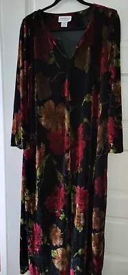 Expressions Robe/Dressing Gown Velvet Multi-Color Size Med  50' Long • $30