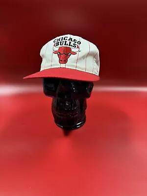 CHICAGO BULLS Snapback Hat White/Red STARTER Vintage 90’s Official Licensed NBA • $34.99