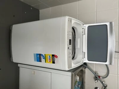 $210 • Buy Haier HWT60AW1 Top Load Washing Machine - Great Condition Hardly Used.