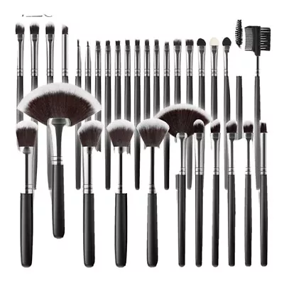 Make Up Brushes Set • $15