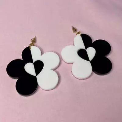 £18 • Buy Patsy Daisy Earrings 60s 70s Handmade Retro Vintage Inspired Mod Jewellery