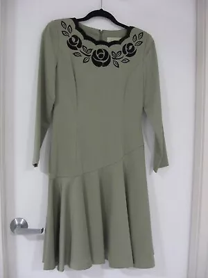 Vintage Geniesoir Green 3/4 Sleeve Fit+flare Dress With Velvet Applique Size 10 • $20