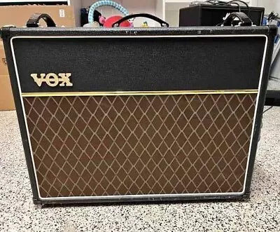 Vox Custom AC30C2 30W 2x12 Tube Guitar Combo Amp Black • $700