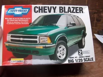 Lindberg 72519 Chevy Blazer  S10 4x4 Kit 1/20 1995 Started Assembly • $37