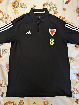 Wales Training Polo Shirt - Medium • £10