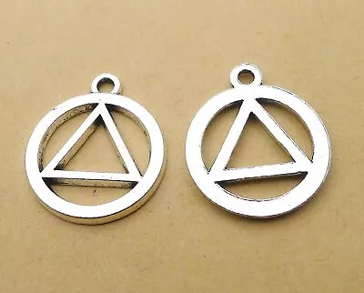 100 Pcs Tibetan Silver Triangle Charms Pendant 22X19MM A9966 DIY Jewelry Making • $13.79