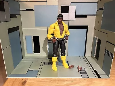 Marvel Knights Marvel Legends Luke Cage Power Man 6-Inch Action Figure • £0.99