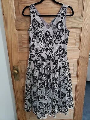 Gabby Skye Dress Sz 6 Black Velvet Floral Lace Soft Plum Full Lining Back Zip • $14.90