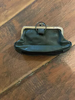 Vintage Unbranded Gray Leather Coin Purse Kiss Clasp Zipper Pocket Bottom  • $14.96