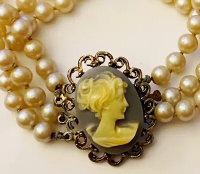 Vintage Bracelet Cameo Triple Faux  Pearl Strand Made In Japan • $21.99