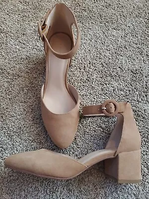 Rare Uma Mink Tan Brown Suede Pelle Moda Pumps Chunky Heel Size 7M  • $39.99