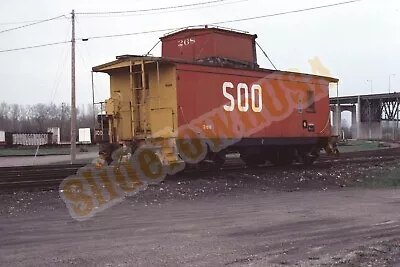 Vtg 1982 Train Slide 268 SOO Line Caboose X1M061 • $7.50