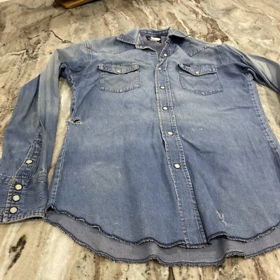 $17.09 • Buy VTG Wrangler Men's Pearl Snap Denim Western Shirt Size M Distressed Chambray