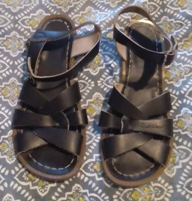 Girls Saltwater Sandals Size 4 • $19.95