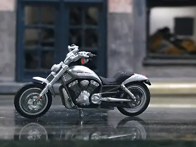 1:87 HO Scale Harley Davidson Motorcycle   - - - - V-Rod (Silver) • $23.25