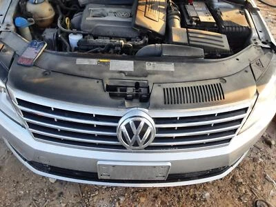$290 • Buy Used Upper Grille Fits  2014 Volkswagen Cc W O R-Line Package Upper Upper Grade