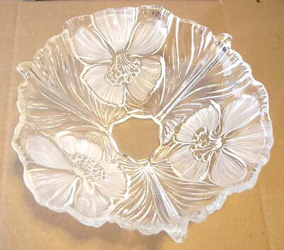 Mikasa 9  Round Crystal Glass Serving Bowl Clear And Frosted - Hibiscus • $8.95