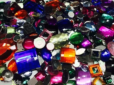 PACK OF 50 (20grams) ACRYLIC JEWELS JEWELLS / GEMS GEMSTONES EMBELLISHMENTS • £3.99