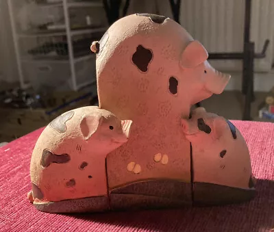 £2.99 • Buy 3 Nesting Pig & Piglets Figures Painted Stoneware Pigs