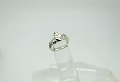 Vintage Smooth 925 Sterling Silver Claddagh Love Loyalty Friendship Sz 6 Ring H • $19.95