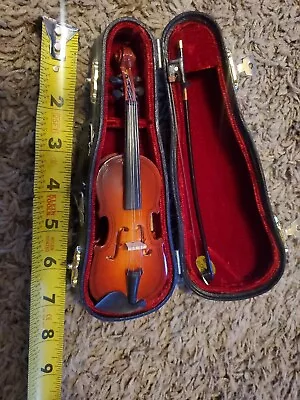 Vintage Miniature VIOLIN In Case Souvenir Gift  • $9