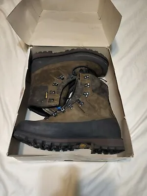 Meindl Alaskan Hunter Sz13 • $385