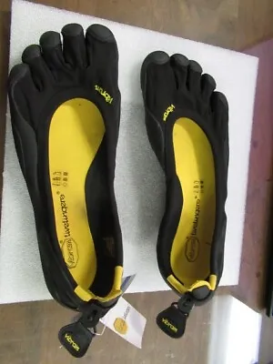 *NEW With Tags* Vibram Fivefingers MEN 18M7301 USA Size 12-12.5 • $75