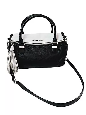 Michael Kors Pebbled Leather Shoulder Bag Tassel Purse Two Tone AQ-1304 • $79