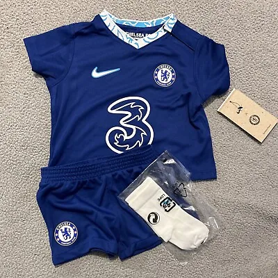 Chelsea F.C. 2022/23 Home Baby Football Kit 6-9months DJ7908-496 • £15