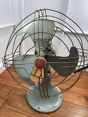 Vintage GE General Electric  2-Speed Vortalex Oscillating Table Fan FM10V41 #84 • $175.95