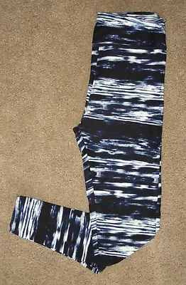 LuLaRoe OS Stunning Blue White And BLACK Blended Stripe ~ STUNNING RARE Leggings • £14.48