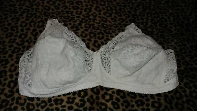 Emma-Jane Maternity Nursing Bra 40DD US 40 E UK White Full Coverage/no Underwire • $7