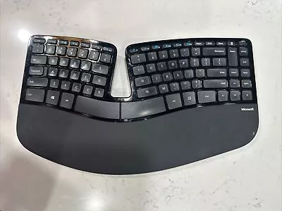 Microsoft 1559 Black Wireless Sculpt Ergonomic Keyboard - NO DONGLE  • $18