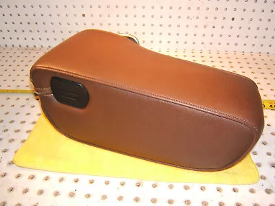 Mercedes 77-81  W123 Front Center TOBACCO Vinyl Genuine Mercedes OEM 1 Armrest • $433