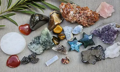 Large Lot Part 1 - Rock Minerals Crystals Polished - No Reserve • $48.88