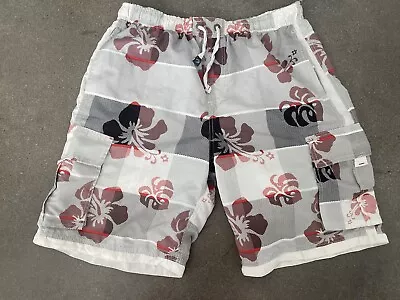 B. Split Swim Trunks Gray Red And White Checkered With Flowers Men's Sz L • $10