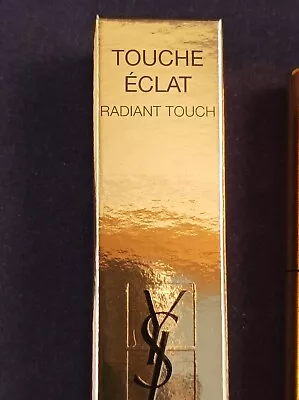 Yves Saint Laurent Touche Éclat Radiant Touch - 05 - Luminous Honey - New • £18