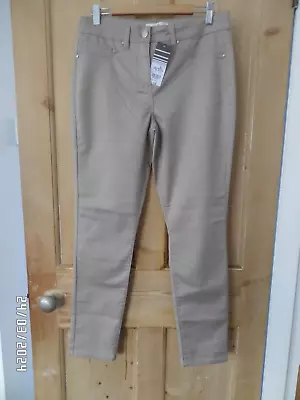 NEW Wallis Petite Narrow Beige Stretch Trousers Size 12 Inside Leg 29  With Tag • £10